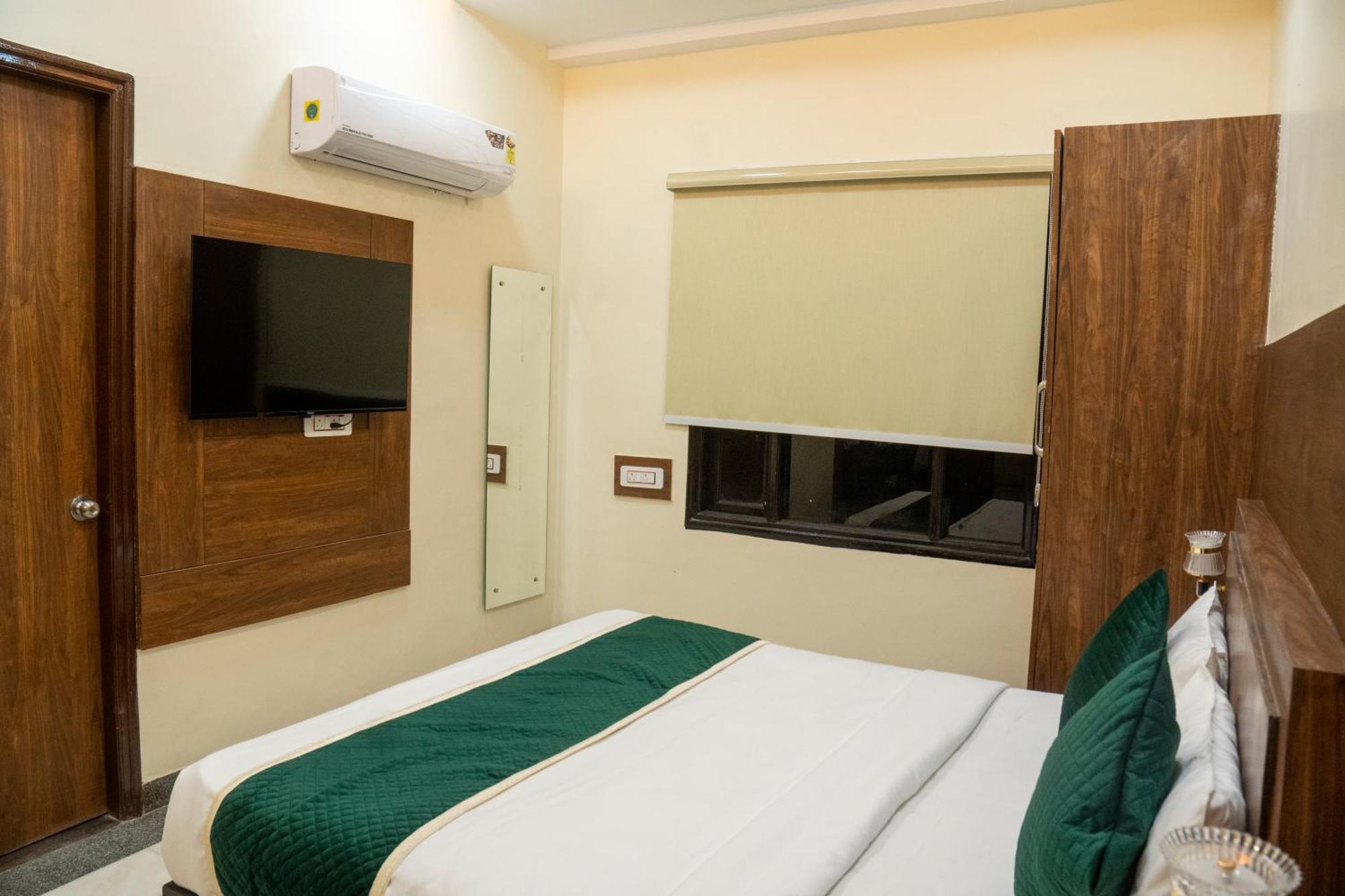 Hotel Sun Grand Agra  Buitenkant foto