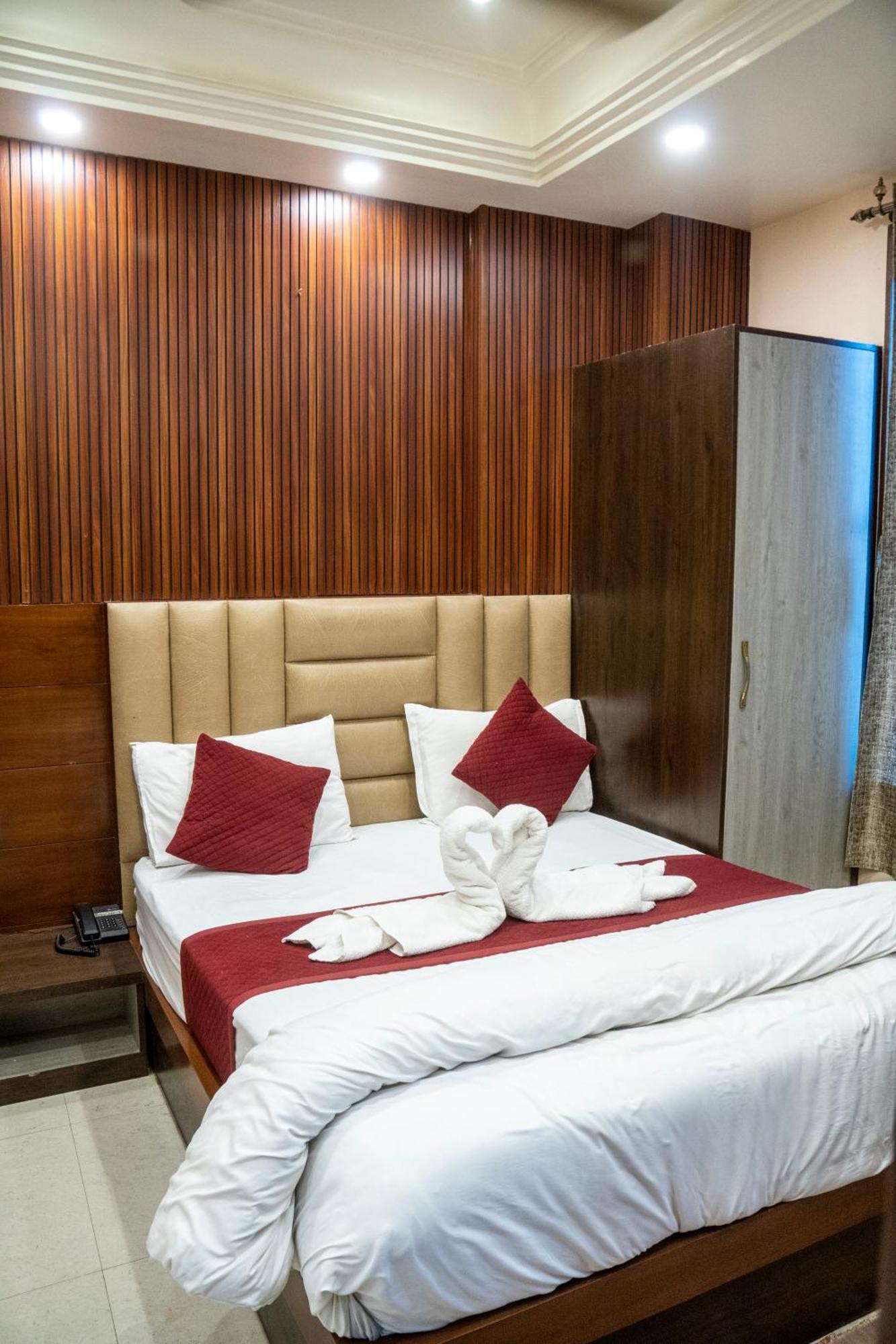 Hotel Sun Grand Agra  Buitenkant foto